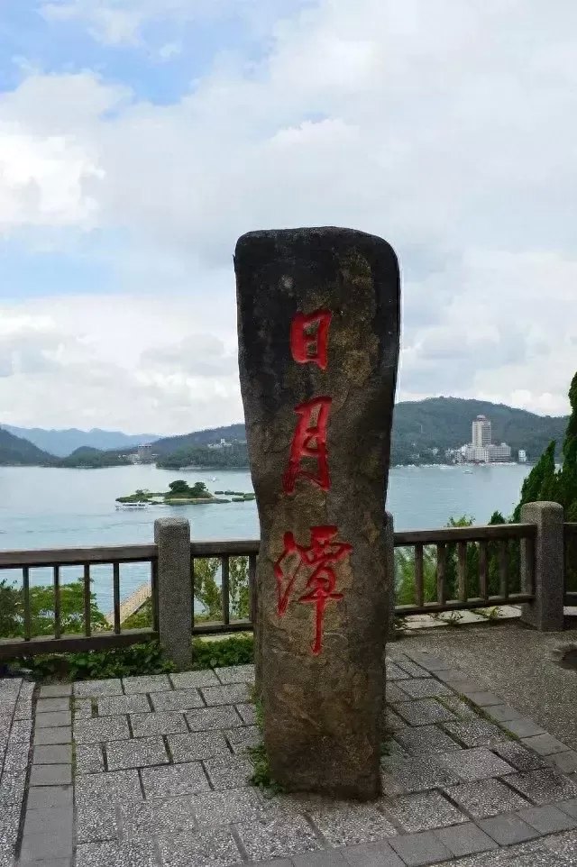 美方应停止武装台湾，为地区和平稳定贡献正能量