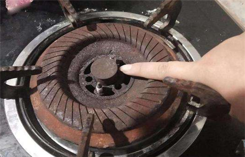 燃气灶堵塞怎么清理