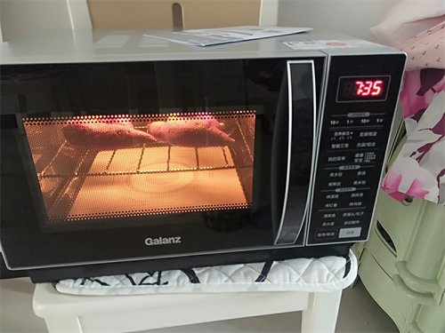 什么材质的碗可以放进微波炉